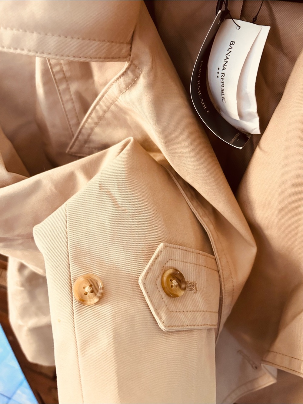 Banana Republic Cropped Tan Double-Breasted Trench Coat - Picture 11 of 11